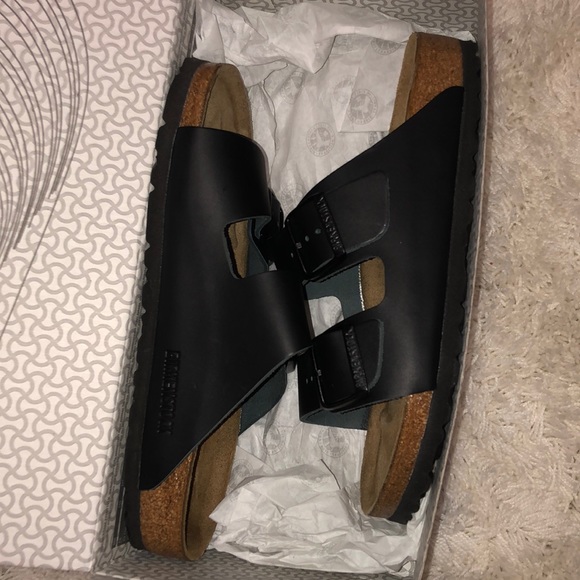 Birkenstock Shoes - Brand new Birkenstock’s in box 🖤